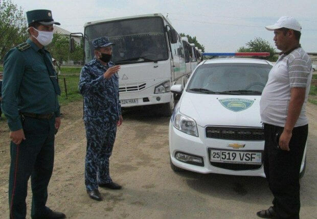 Jizzaxga evakuatsiya qilinganlarning 900 nafari uylariga qaytarildi (foto)