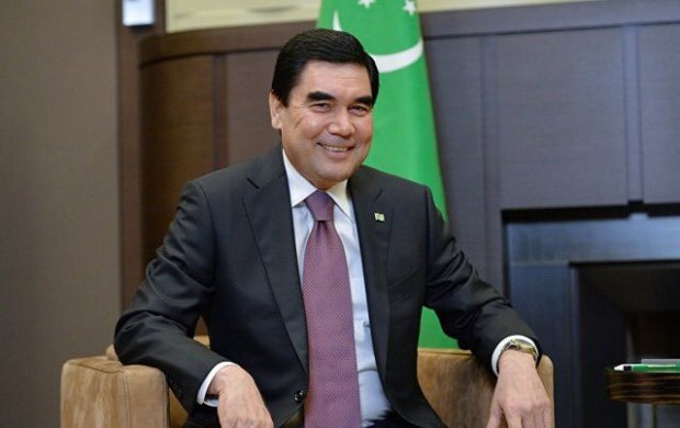 Turkmaniston Prezidenti harbiylarga murabbo pishirishni buyurdi