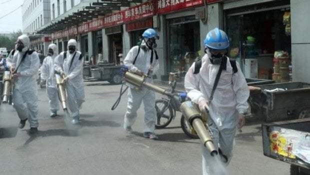 Koronavirus: Pekin yopildi, hukumat ikkinchi to‘lqinning oldini olishga urinmoqda