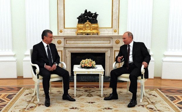 Путин Ғалаба парадига келгани учун Шавкат Мирзиёевга миннатдорчилик билдирди
