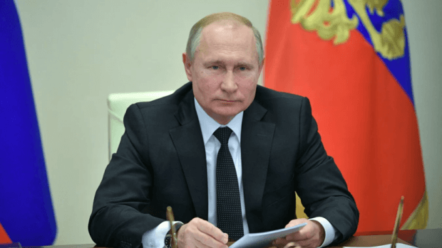 Vladimir Putin: "Rossiyaga yangi fuqarolar kerak...”