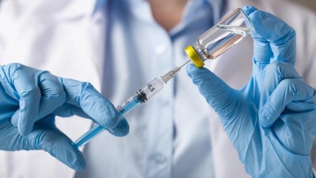 Россия вакцинани кенг кўламда ишлаб чиқаришни бошлади