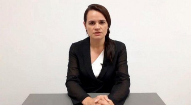 «Millat yetakchisi bo‘lishga tayyorman» - Tixanovskaya yangi videomurojaat yo‘lladi