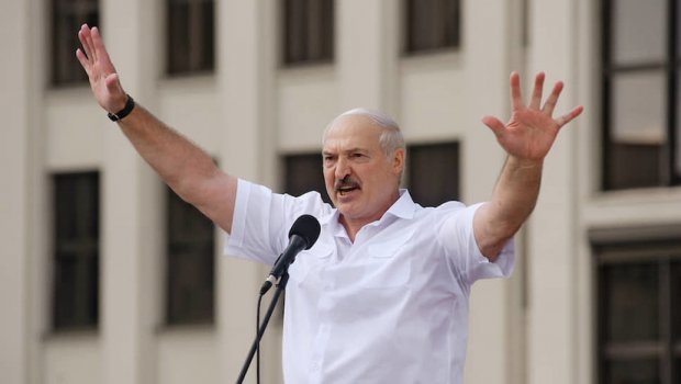 Лукашенко янги президент сайловлари ўтказиш шартларини маълум қилди