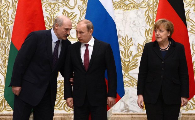 Lukashenko Merkelni pisand qilmadi, YEI Belarusga sanksiyalar va’da qilmoqda