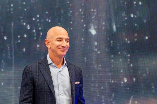 Jeff Bezosning boyligi bir kunda 7 mlrd dollarga ko‘payib, rekord miqdorga yetdi