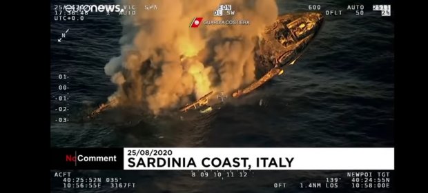 Italiyada bortida qozog‘istonlik sayyohlar bo‘lgan yaxta yonib ketdi va suvga g‘arq bo‘ldi (video)