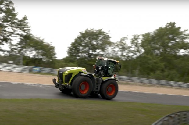 500 ot kuchiga ega traktor Nyurburgring rekordini o‘rnatdi (video)