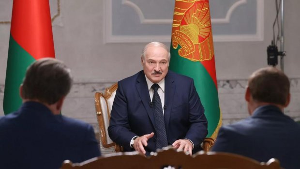 «Men shunchaki ketmayman» – Lukashenko rossiyalik jurnalistlarga katta intervyu berdi