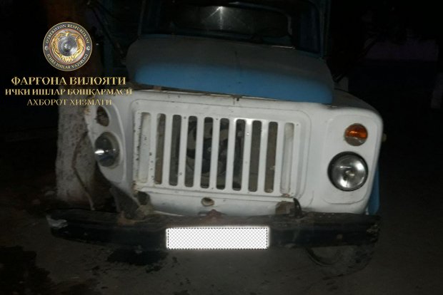 Фарғонада «ГАЗ-53» юк машинаси дарахтга урилиши оқибатида ҳайдовчи ҳалок бўлди