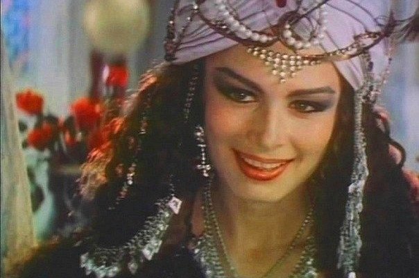«Ming bir kecha» filmida sharq go‘zali Shahrizodani gavdalantirgan aktrisa hayoti qanday kechdi?