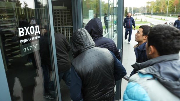 Rossiya IIV migrantlar uchun bo‘nak solig‘i joriy etishni taklif qildi