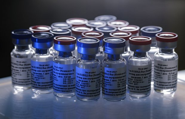 Россия жамғармаси Ўзбекистонга коронавирусга қарши 35 миллион доза вакцина етказиб бериш бўйича келишувга эришди