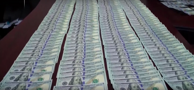 Қалбаки 20 минг АҚШ доллари мусодара қилинди (видео)