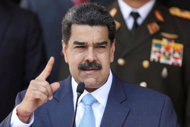 Венесуэла президенти халқига «Telegram» ва «WhatsApp»даги рақамларини берди: «Мени ҳам гуруҳингизга қўшиб қўйинг»