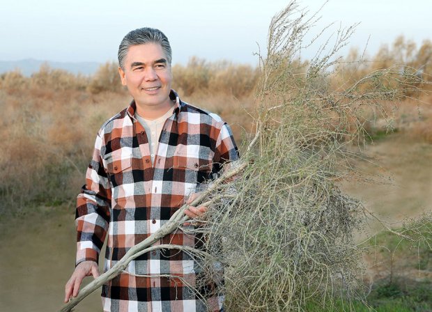 Turkmaniston prezidenti koronavirusga davo bo‘ladigan giyohni tavsiya qildi