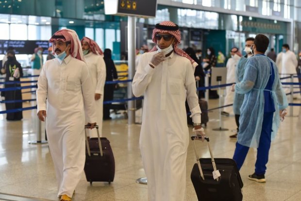 Саудия Арабистони коронавируснинг янги тури сабабли вақтинча чегараларини ёпди