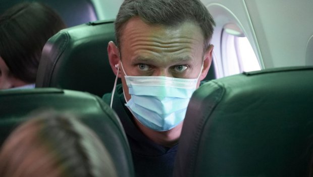 Germaniyadan qaytgan Navalniy aeroportda hibsga olindi