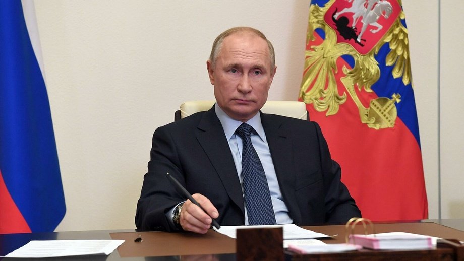 Putin dunyoni kim boshqarishini aytdi