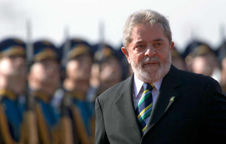 Бразилия собиқ президенти устидан чиқарилган ҳукмлар бекор қилинди