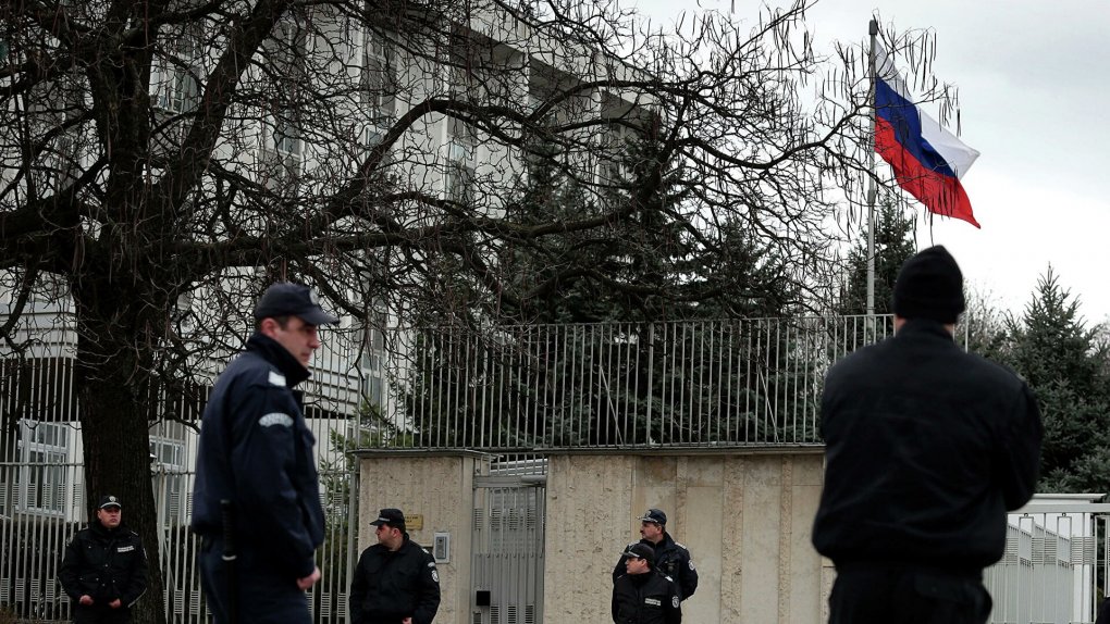 Bolgariyada ikki nafar rossiyalik diplomat josuslikda gumon qilinib, Rossiyaga qaytarib yuborildi