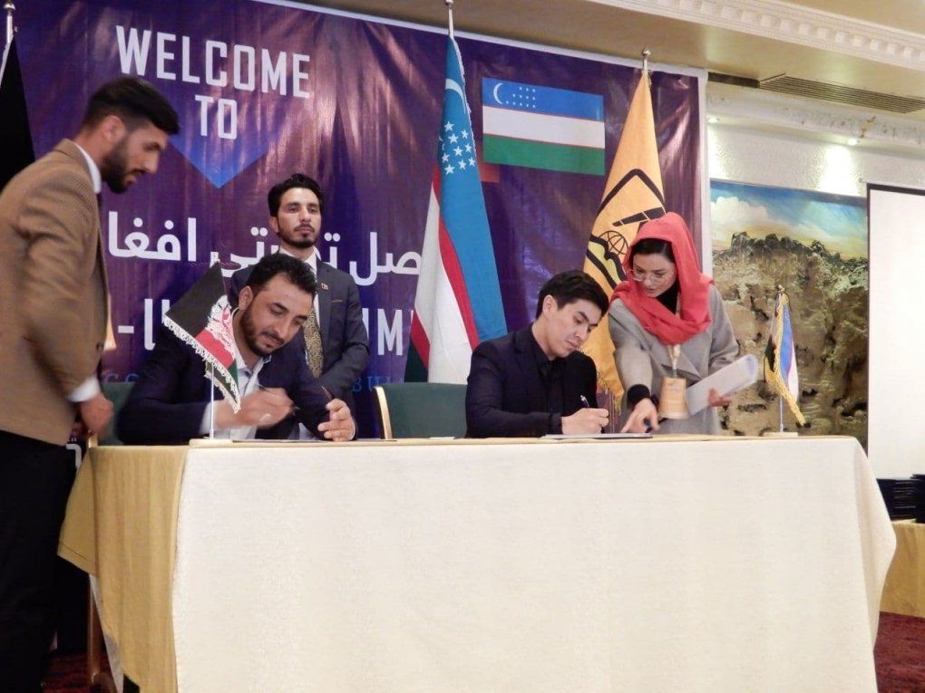 O‘zbek tadbirkorlari Afg‘onistondagi konferensiyada 12ta kelishuv imzolashdi