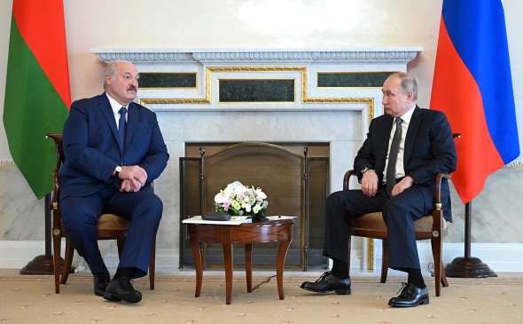 Путин ва Лукашенко беш соатлик музокара ўтказди