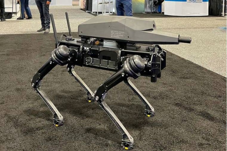 Amerika snayper miltig‘i o‘rnatilgan robot-it yaratdi (video)