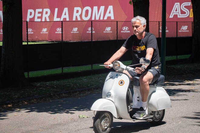 “Roma” yulduzlar jamoasiga aylanadi. Mourino Rimga kimlarni olib keladi?