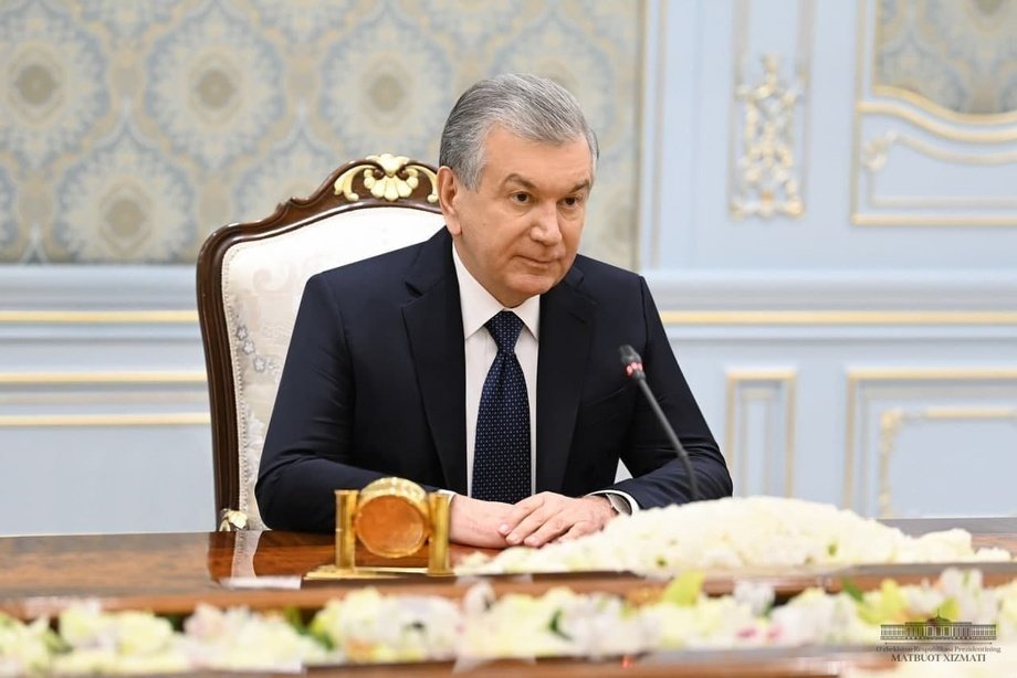 Shavkat Mirziyoyev videoselektor yig‘ilishini boshladi