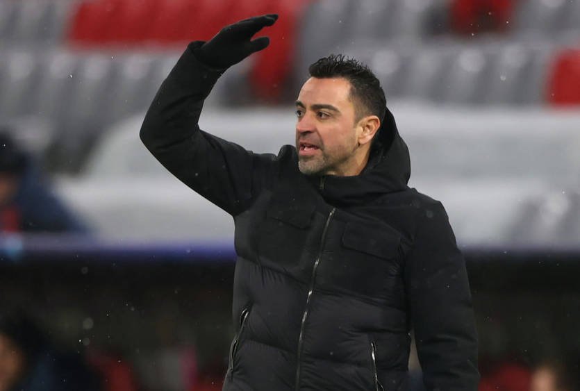 Xavi alam ustida “Barselona” yulduzlarini haydayapti