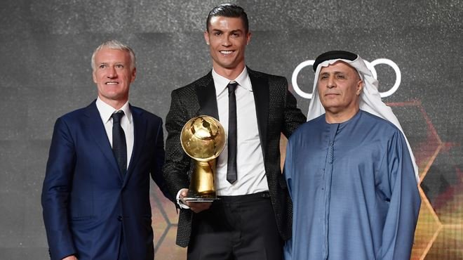 Ronaldu: "Bu sovrinni qo‘lga kiritish men uchun sharaf"