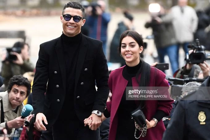 Ronalduning Jorjina bilan munosabatlari qanday boshlangani ma’lum qilindi