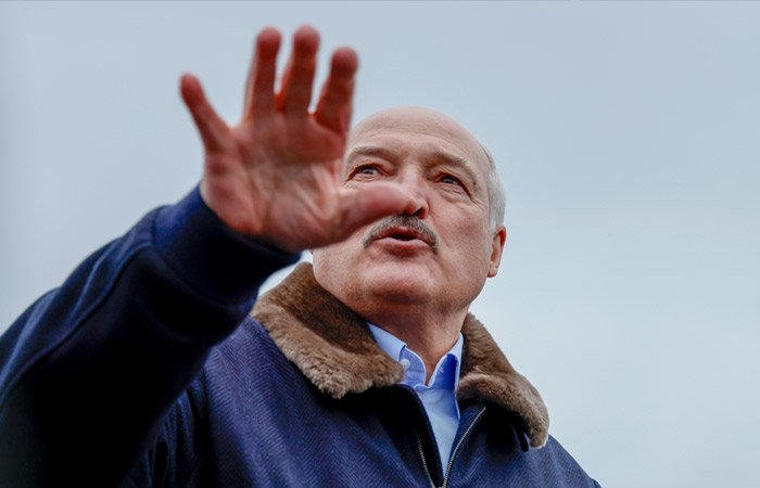 Lukashenko "Qozog‘istondagi kabi bo‘lmasligi uchun" Tojikistonga yordam berish kerakligini aytdi