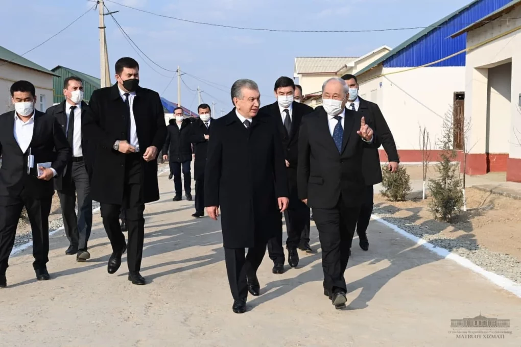 Shavkat Mirziyoyev Nukus shahridagi «Chimboy guzari» mahallasida bo‘ldi