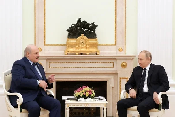 Путин ва Лукашенконинг Кремлдаги учрашуви беш соат давом этди