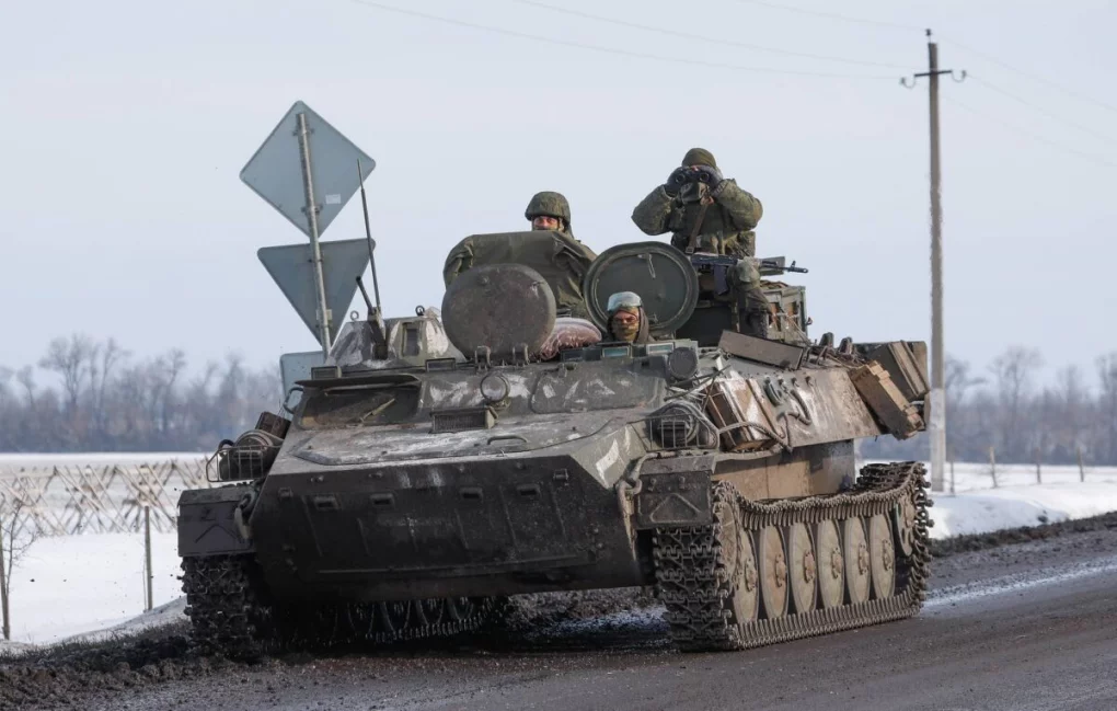 Rossiya Ukrainaning 2,2 mingta harbiy ob’ekti yo‘q qilinganini aytmoqda. Ukraina esa Rossiyaning...