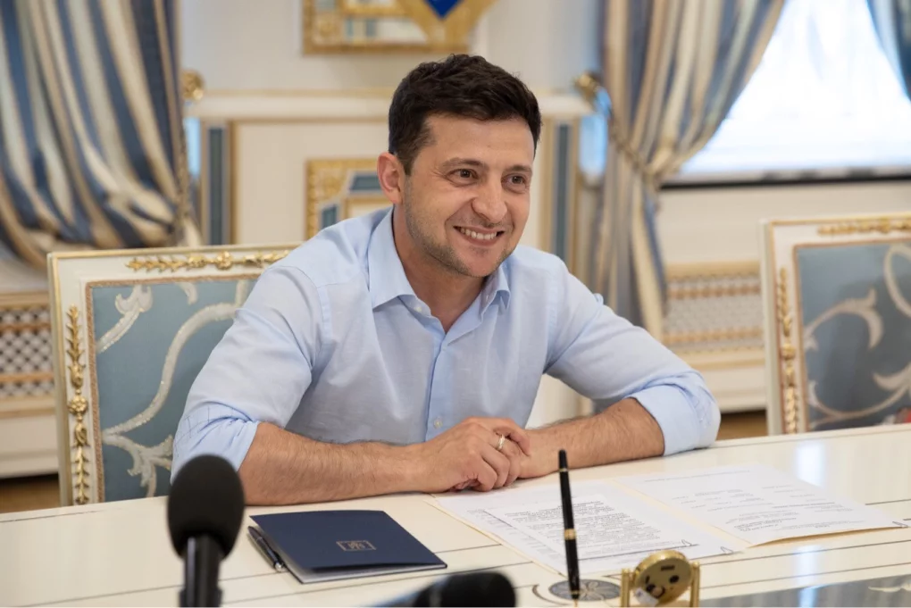 Zelenskiy Ilon Maskka Ukrainani qo‘llab-quvvatlayotgani uchun minnatdorlik bildirdi