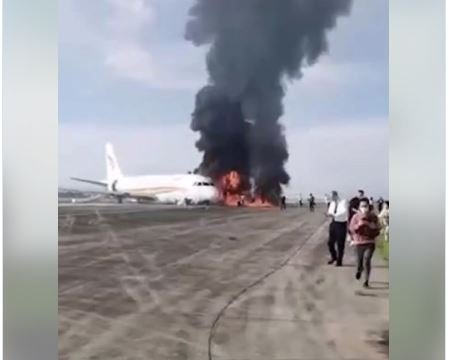 Xitoy aeroportida yo‘lovchilar o‘tirgan samolyot yonib ketdi, 40 kishi jabrlandi