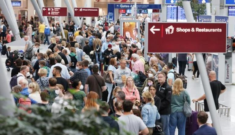 Yevropa aeroportlarida misli ko‘rilmagan holat...