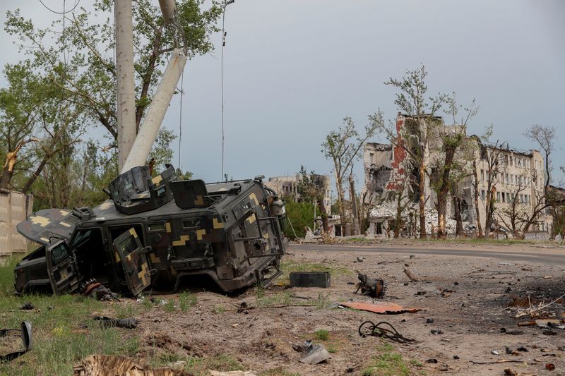 Putin Lugansk oblastidagi janglarda qatnashgan bo‘linmalarga «dam olish»ni buyurdi