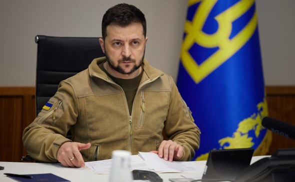 Zelenskiy xavfsizlik kuchlari bilan frontdagi vaziyat yuzasidan maxfiy majlis o‘tkazdi