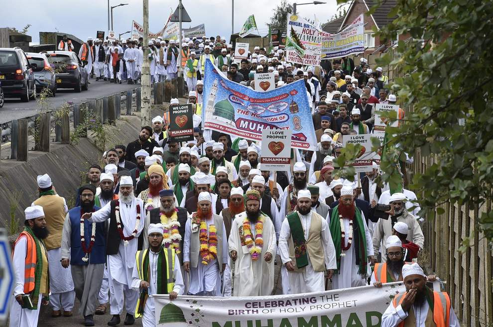 Buyuk Britaniyada Muhammad payg‘ambar (s.a.v.) sharafiga parad bo‘lib o‘tdi (foto)