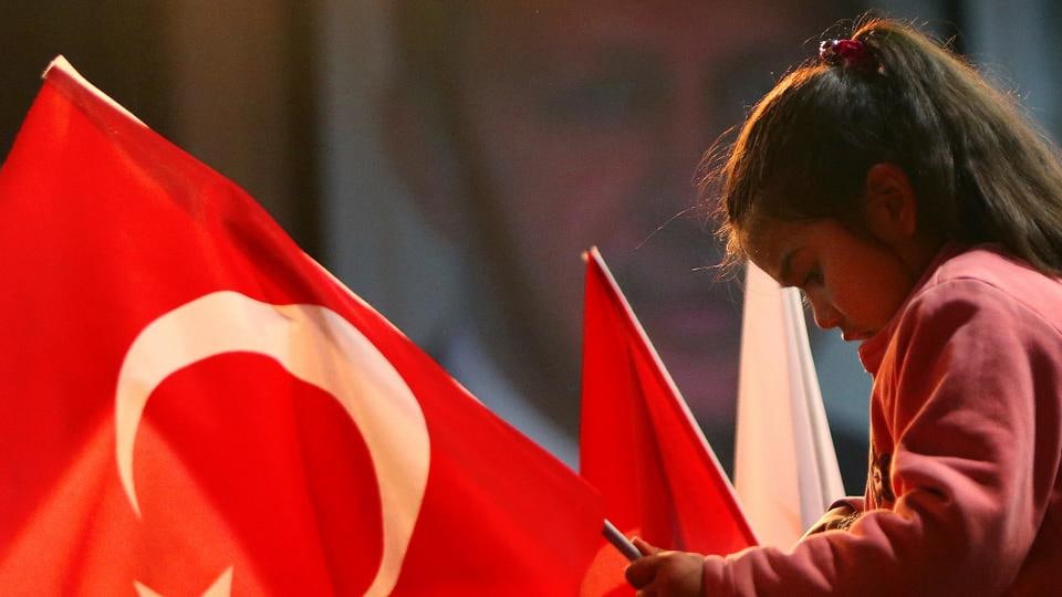 Turkiyada navbatdagi prezidentlik saylovlari sanasi e’lon qilindi