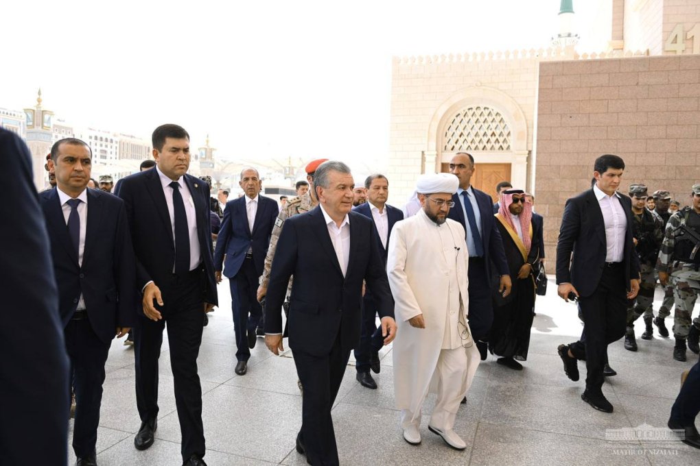 Shavkat Mirziyoyev saudiyalik olimlar bilan islom dini tarixi haqida fikr almashdi