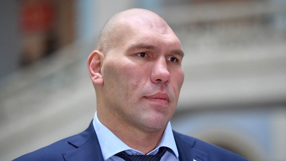 Nikolay Valuyev safarbarlik bo‘yicha chaqiruv qog‘ozi oldi