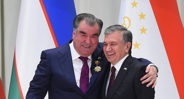 Shavkat Mirziyoyev Emomali Rahmonni yubiley yoshi bilan qutladi