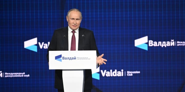 Vladimir Putin Rossiya poytaxtining ko‘chirilishiga doir savolga to‘xtaldi