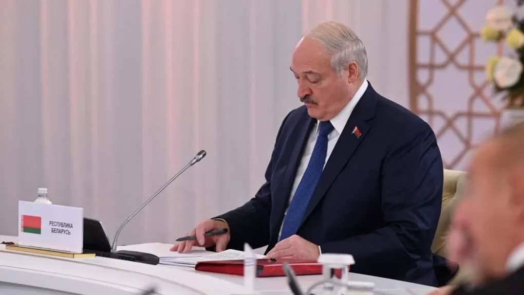 Лукашенко: Россия Украинада ядровий қуролсиз ҳам мақсадига эришади
