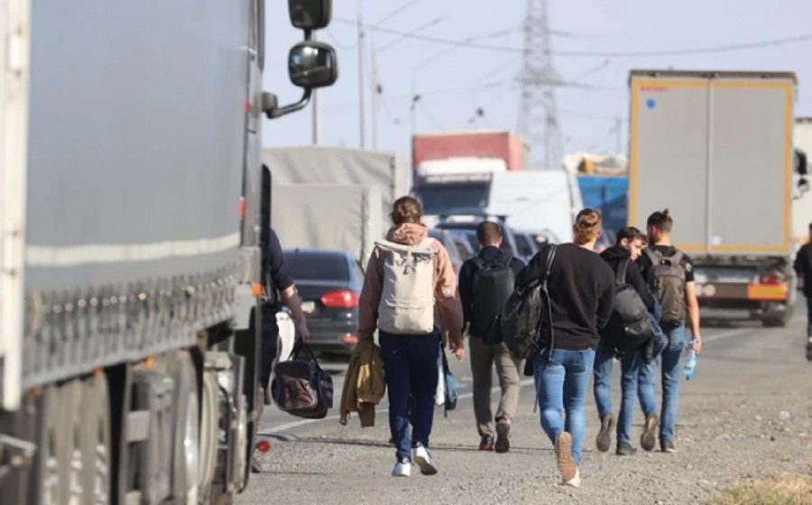 3 oyda Rossiyani qariyb 10 mln rossiyalik tark etgan